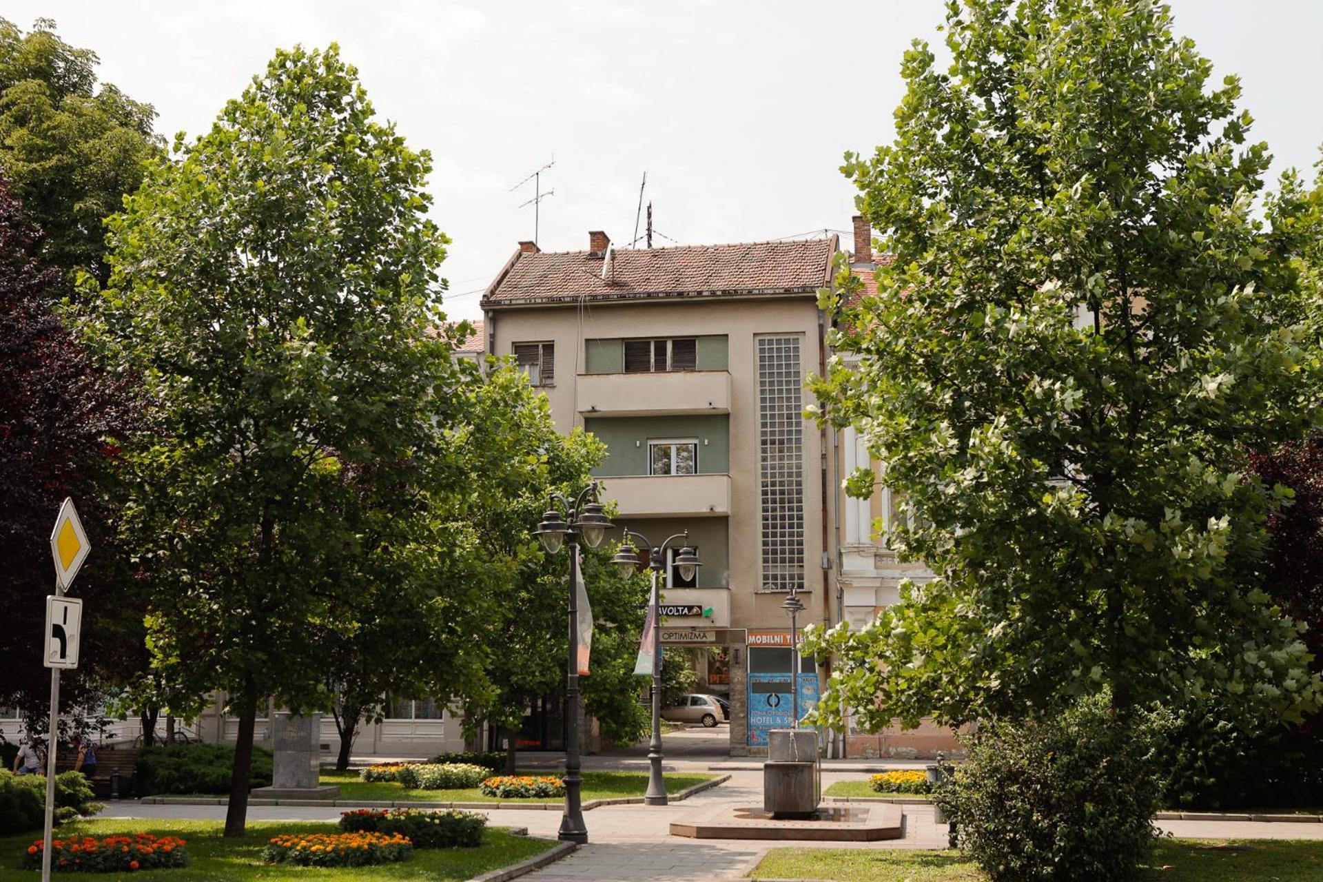 Treetop Apartments Vrsac Exterior photo